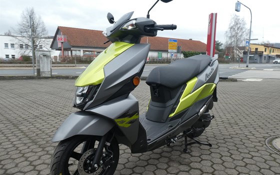 Der neue Suzuki Avenis 125 - Bild 7