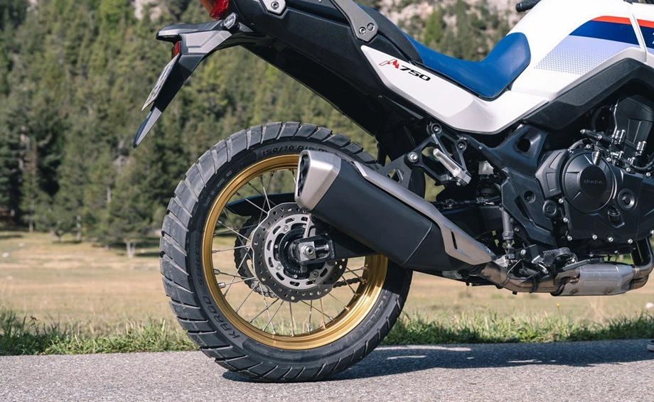 Honda Semmler - Preise für die neue Honda Transalp Bild 4: Honda Semmler - Preise für die neue Honda Transalp