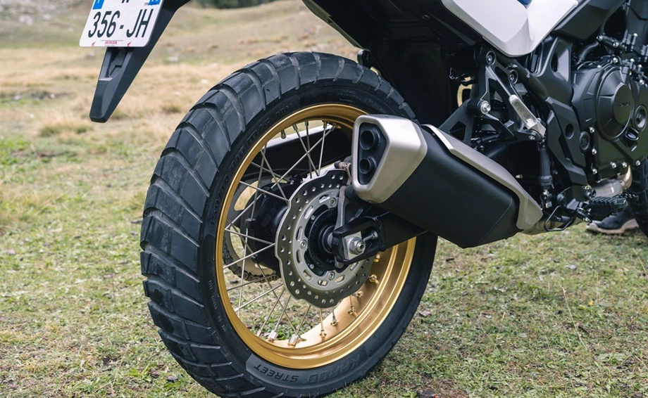 Honda Semmler - Preise für die neue Honda Transalp Bild 6: Honda Semmler - Preise für die neue Honda Transalp