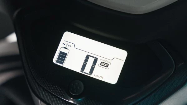 E-Mobilität in ihrer coolsten Form.  Bild 3: E-Mobilität in ihrer coolsten Form.