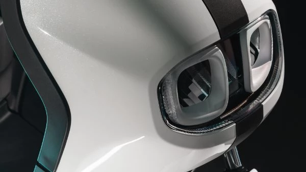 E-Mobilität in ihrer coolsten Form.  Bild 6: E-Mobilität in ihrer coolsten Form.