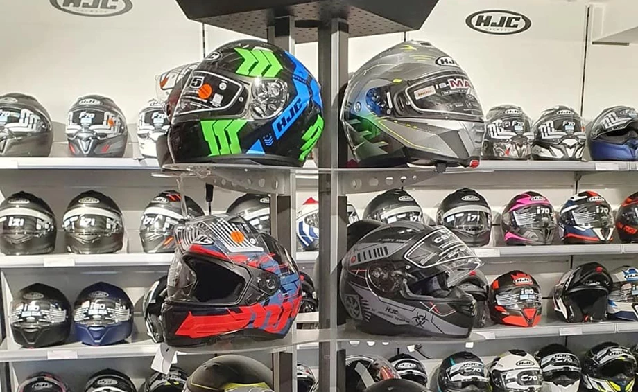 Honda Semmler - bis zu 45% reduzierte Helme  Bild 1: Honda Semmler - bis zu 45% reduzierte Helme