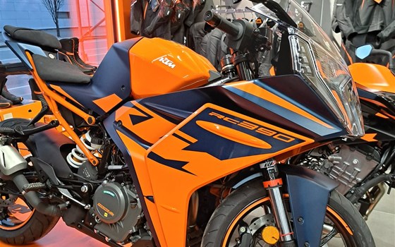 Die RC 390... - Bild 2 Die RC 390... - Bild 2