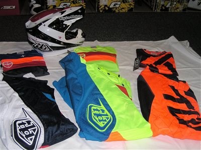 Neu eingetroffen: TROY LEE  MX- Bekleidung !!!