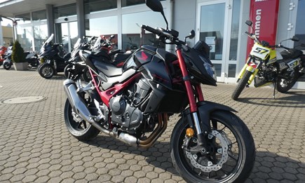 Die neue Honda CB 750 Hornet ist eingetroffen !