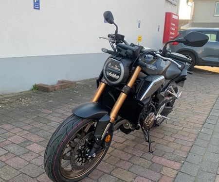 CB650R Modell 2023 verfügbar 