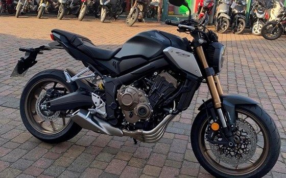 CB650R Modell 2023 verfügbar  - Bild 3