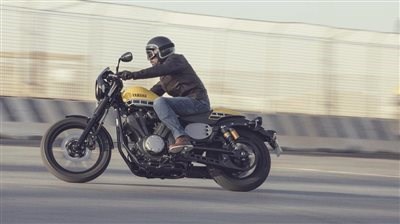 Custom BIke XV 950 Racer in Aktion  - Bild 3