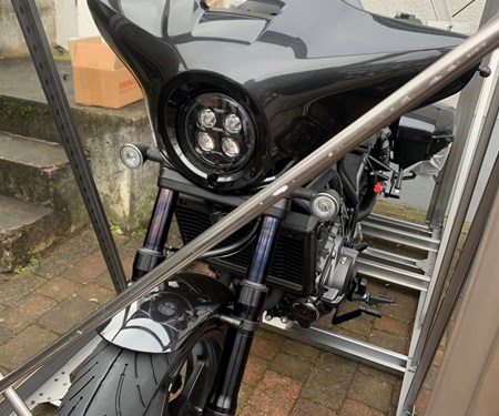 Gestern ist eine Lieferung mit einigen verfügbaren Fahrzeugen eingetroffen 