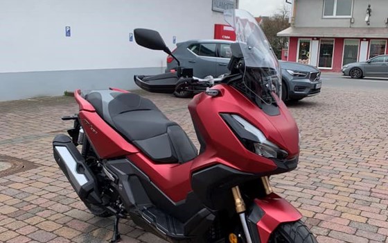 Honda ADV350 Modell 2023  - Bild 2