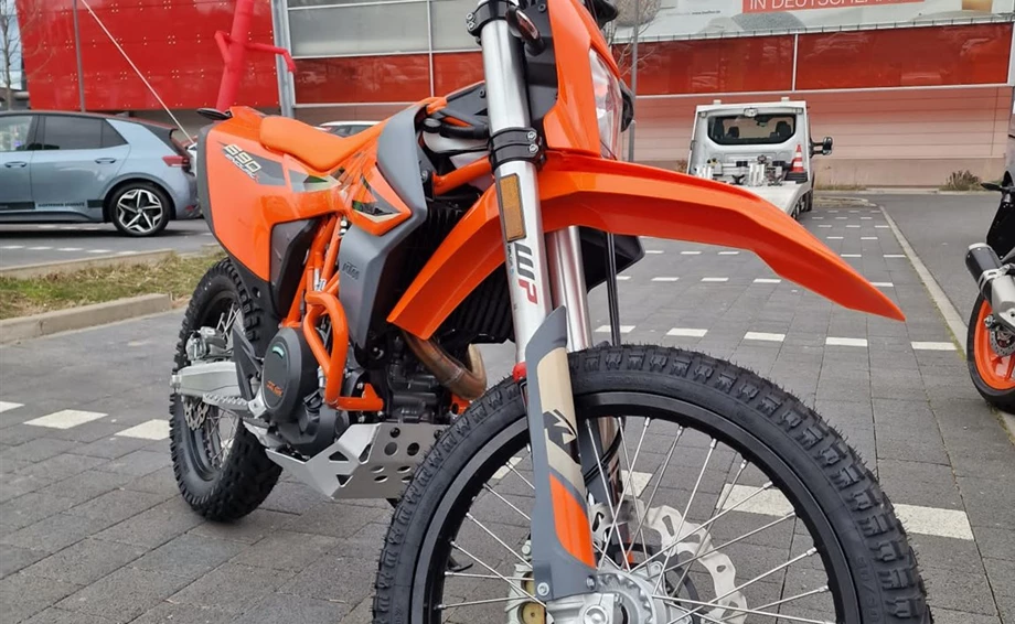 "KTM Breuer on Tour" bei Möbel Höffner  Bild 5: "KTM Breuer on Tour" bei Möbel Höffner