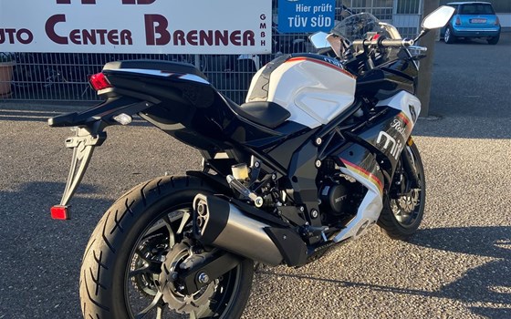 Die 125er GP-1 125 von Mitt - die sportliche 125erû von MITT  - Bild 3