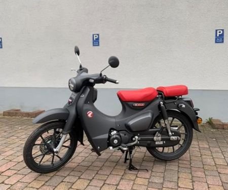 Honda Super Cub 125 Modell 2023 Verfügbar 