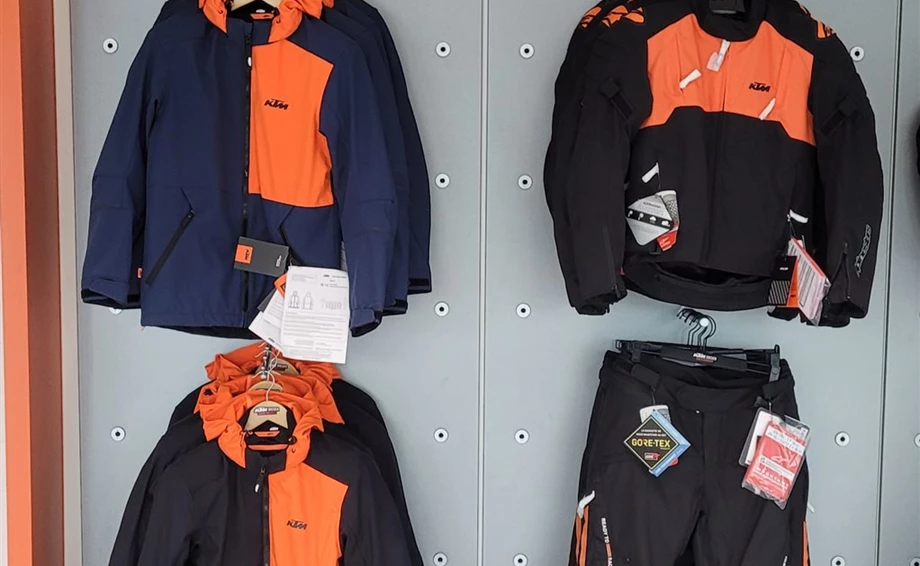 Powerwear Kollektion 2023 Bild 3:  Powerwear Kollektion 2023