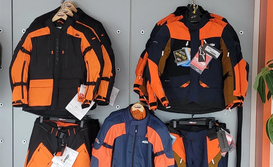 Powerwear Kollektion 2023 Bild 4:  Powerwear Kollektion 2023