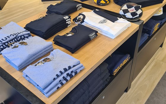 NEUE KOLLEKTION VON TRIUMPH IM HAUS! - Bild 3
