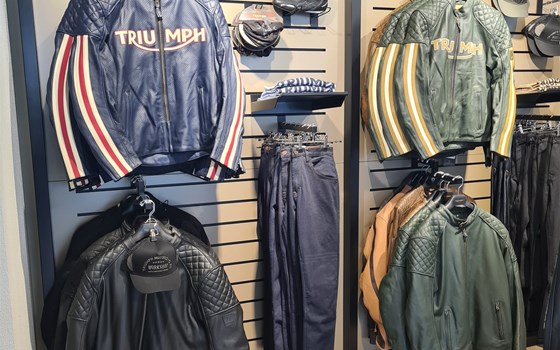 NEUE KOLLEKTION VON TRIUMPH IM HAUS! - Bild 7