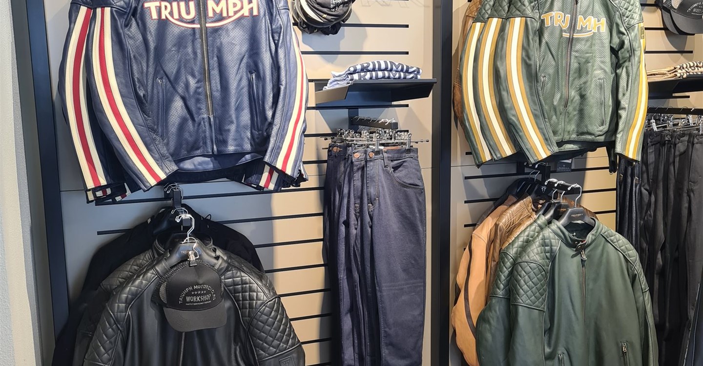 NEUE KOLLEKTION VON TRIUMPH IM HAUS!