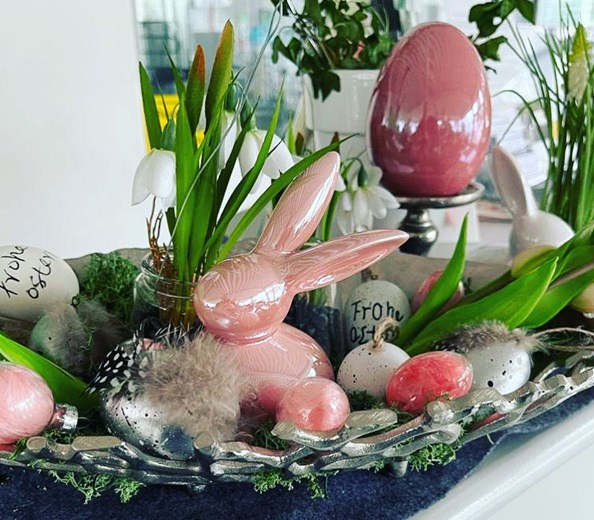 Frohe Ostern 
Wir wünschen euch ein frohes und gesegnetes Osterfest und ein paar schöne Tage mit eurer Familie & Freunden