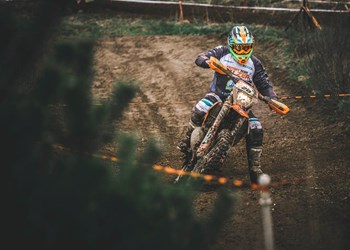 Bernhard Walzer GmbH-News: Team Walzer Doppelsieg beim Stang the Race ÖM Auftakt!