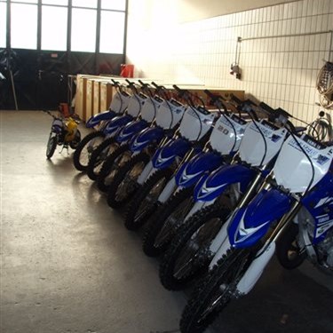 YZ125 2017 eingetroffen jetzt ALLE 2017er YZ/YZF LAGERND YZ125 2017 eingetroffen jetzt ALLE 2017er YZ/YZF LAGERND