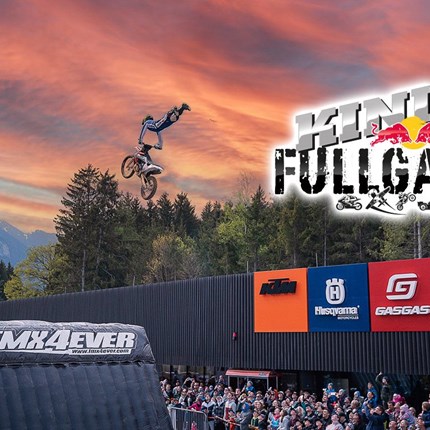 KINI FULLGAS Der Motorsport-Event mit Motorsportausstellung, Stunts und Flugshow