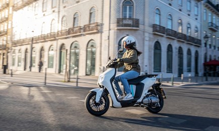 Neos EV (Elektro) mit über 1.400 € E-Prämie!