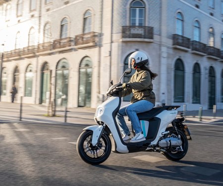 Neos EV (Elektro) mit über 1.400 € E-Prämie!