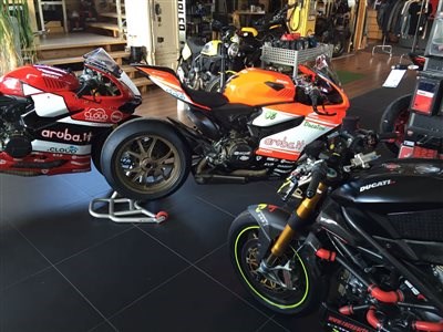 WINTERZEIT = TUNINGZEIT bei DUCATISALZBURG - Bild 1 WINTERZEIT = TUNINGZEIT bei DUCATISALZBURG - Bild 1