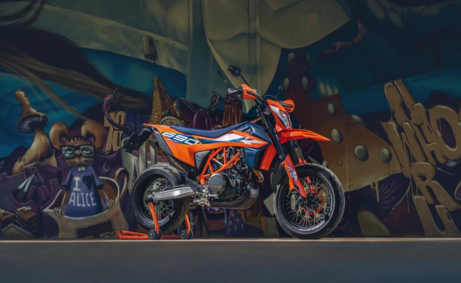 Roadstar Editions 2023 zum Aktionspreis Bild 1: Roadstar Editions 2023 zum Aktionspreis