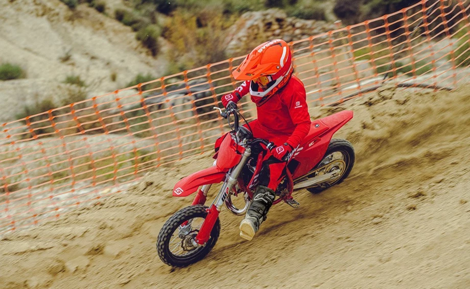 KTM / GASGAS NACHWUCHSFÖRDERUNG VON UND MIT BERNI WALZER! Bild 2: KTM / GASGAS NACHWUCHSFÖRDERUNG VON UND MIT BERNI WALZER!