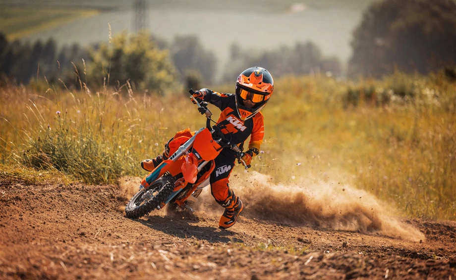 KTM / GASGAS NACHWUCHSFÖRDERUNG VON UND MIT BERNI WALZER! Bild 3: KTM / GASGAS NACHWUCHSFÖRDERUNG VON UND MIT BERNI WALZER!