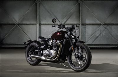 TRIUMPH BONNEVILLE BOBBER