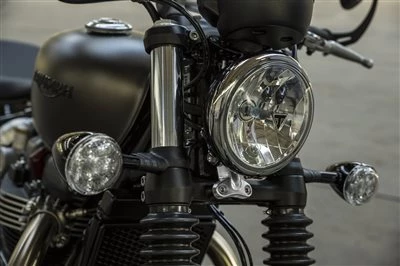 TRIUMPH BONNEVILLE BOBBER Bild 8: TRIUMPH BONNEVILLE BOBBER