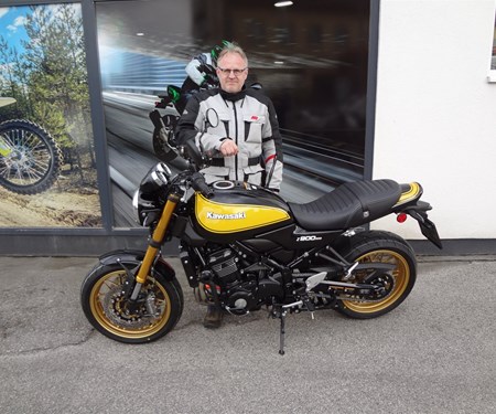  Motorradfahren wäscht die Seele vom Staub des Alltags rein. 