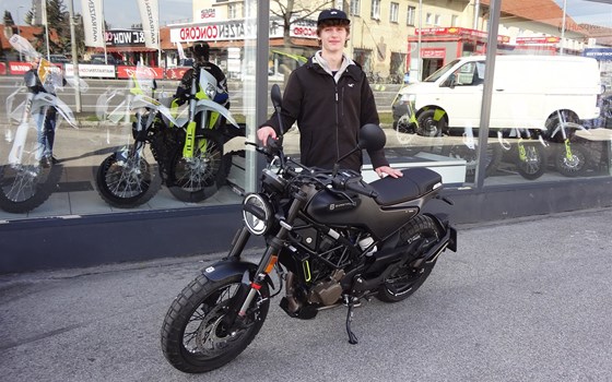 Husqvarna Svartpilen 125 übergeben! - Bild 2