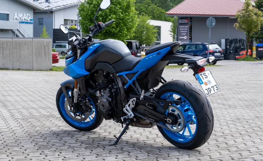 Neu eingetroffen Suzuki DL 800 DE V-Strom + GSX 8S  Bild 3: Neu eingetroffen Suzuki DL 800 DE V-Strom + GSX 8S