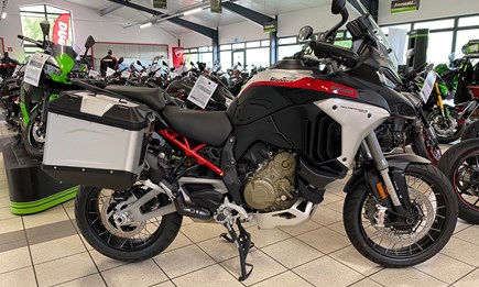 Die neue DUCATI Multistrada V4 RALLY  - Sommeraktion - ab 0,99 % eff. Zins ! 