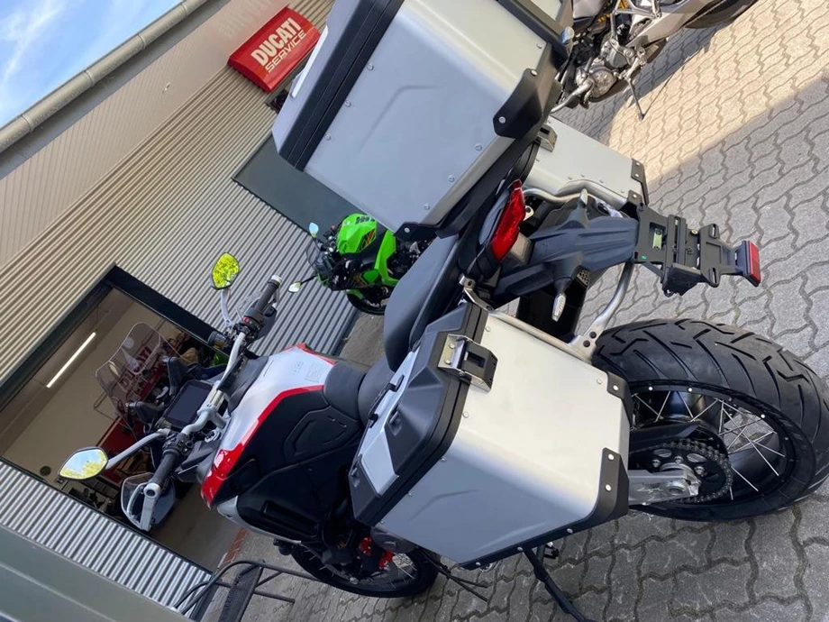 Die neue DUCATI Multistrada V4 RALLY  - Sommeraktion - ab 0,99 % eff. Zins !  Bild 9: Die neue DUCATI Multistrada V4 RALLY  - Sommeraktion - ab 0,99 % eff. Zins !