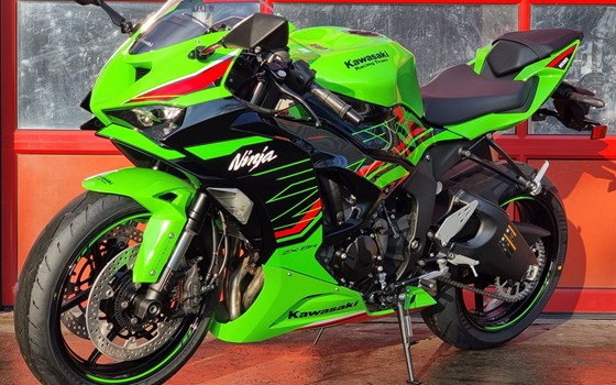 Ninja ZX-6R Modell 2024 - Bild 1