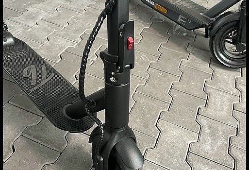 TRITTBRETT E-SCOOTER JETZT AUCH BEI MOTORRAD BRIEL - Bild 2