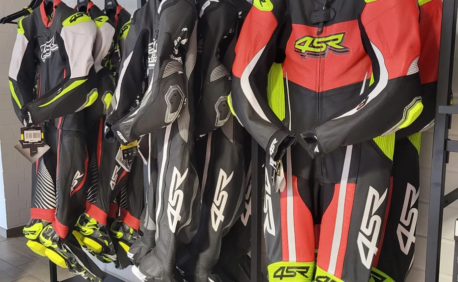 Nachschub von 4SR Bild 1: Nachschub von 4SR