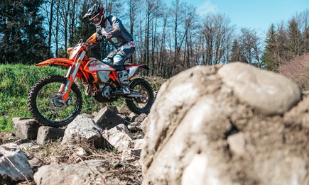 Doppelsieg beim Enduro ÖM Rennen in Türnitz und Podiumsplatz beim Enduro GP Rennen in Schweden für die Walzer Armada!