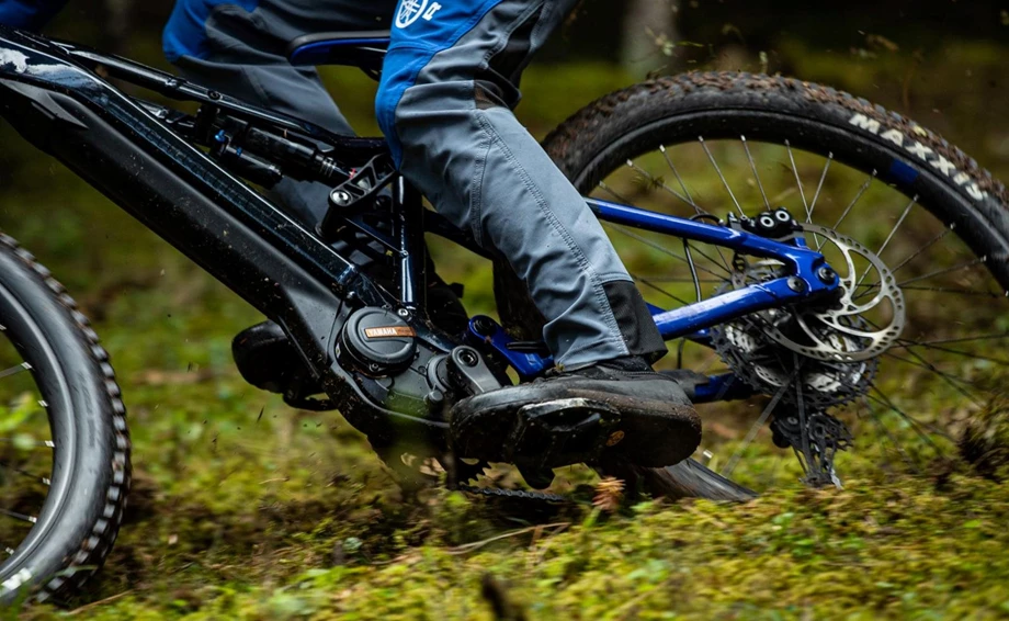 Neue eMTB-Flaggschiff-Antriebseinheit PW-XM von Yamaha: Wir blicken auf dreißig Jahre Pionierarbeit im eBike-Segment zurück. Bild 1: Neue eMTB-Flaggschiff-Antriebseinheit PW-XM von Yamaha: Wir blicken auf dreißig Jahre Pionierarbeit im eBike-Segment zurück.