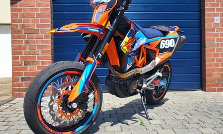 KTM 690 SMC-R ganz individuell 