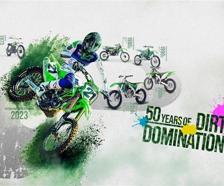 Die Kawasaki KX-Reihe feiert ihr 50-jähriges Bestehen