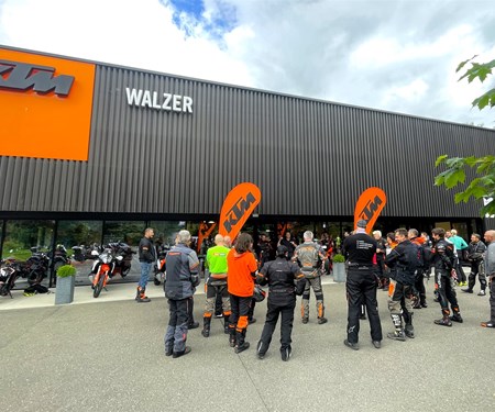 KTM/GASGAS Walzer "Ride out" färbte die Nockalmstraße orange!