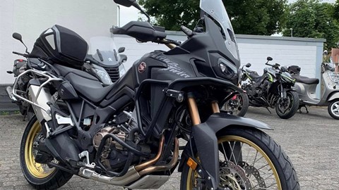 Honda AfricaTwin CRF1000 SD06  - ein wenig umgebaut - 