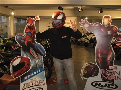 Honda Semmler - HJC MARVEL Helme sind eingetroffen Bild 1: Honda Semmler - HJC MARVEL Helme sind eingetroffen