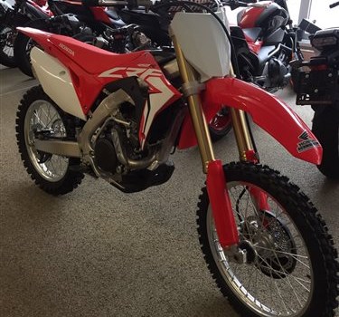 Die neue Honda CRF450R 2017 ist bei Honda Schmidinger eingetroffen! - Bild 1